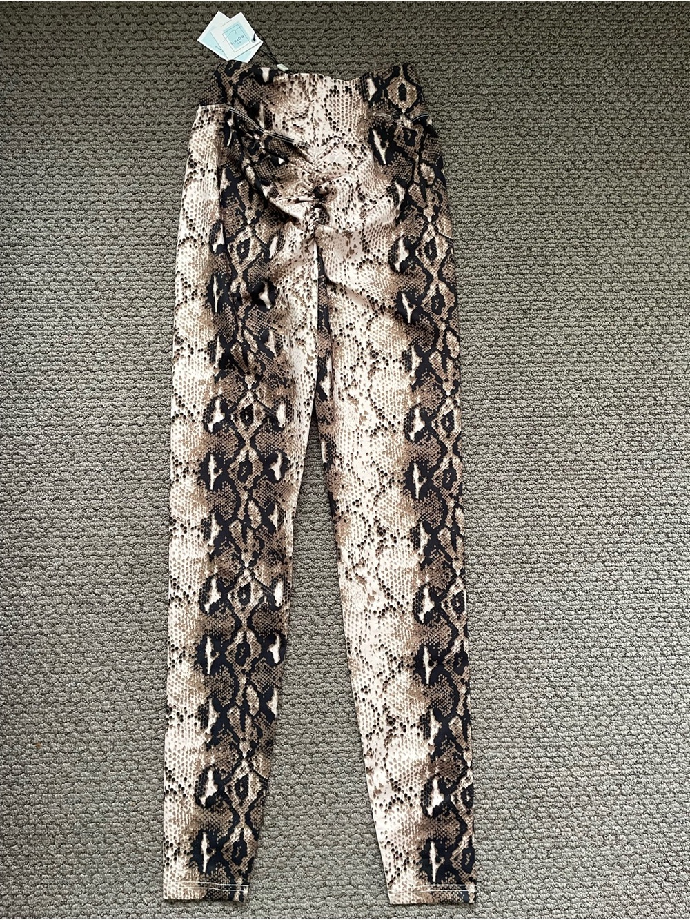 By Egreis Egi Leggings in Tan - Picture 4 of 5